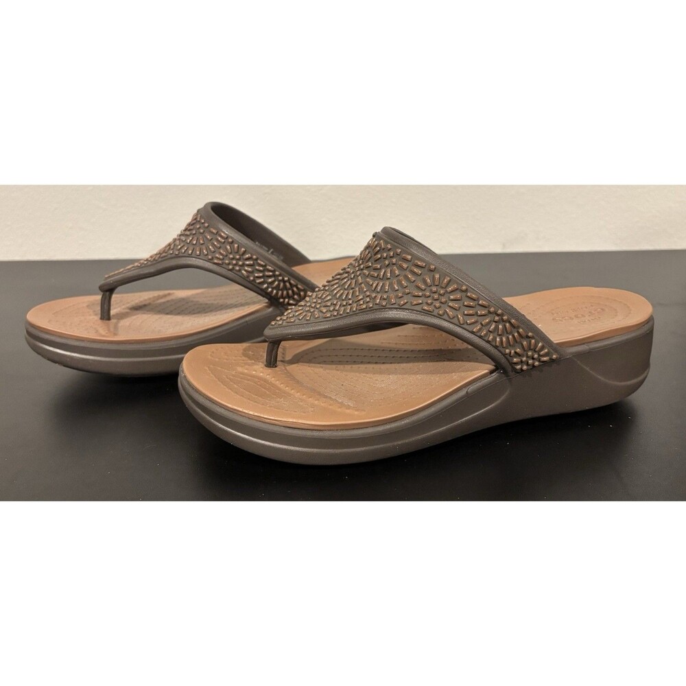 Crocs Monterey Diamante Women’s Brown Wedge Flip Flop Sandals Size 11 Excellent